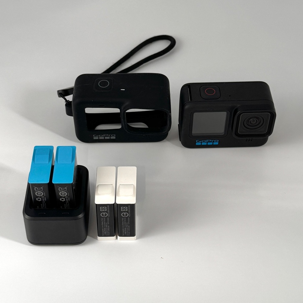 GoPro Hero 10 Bundle W Silicone Case, 4 (2 Enduro) Batteries + Dual Charger